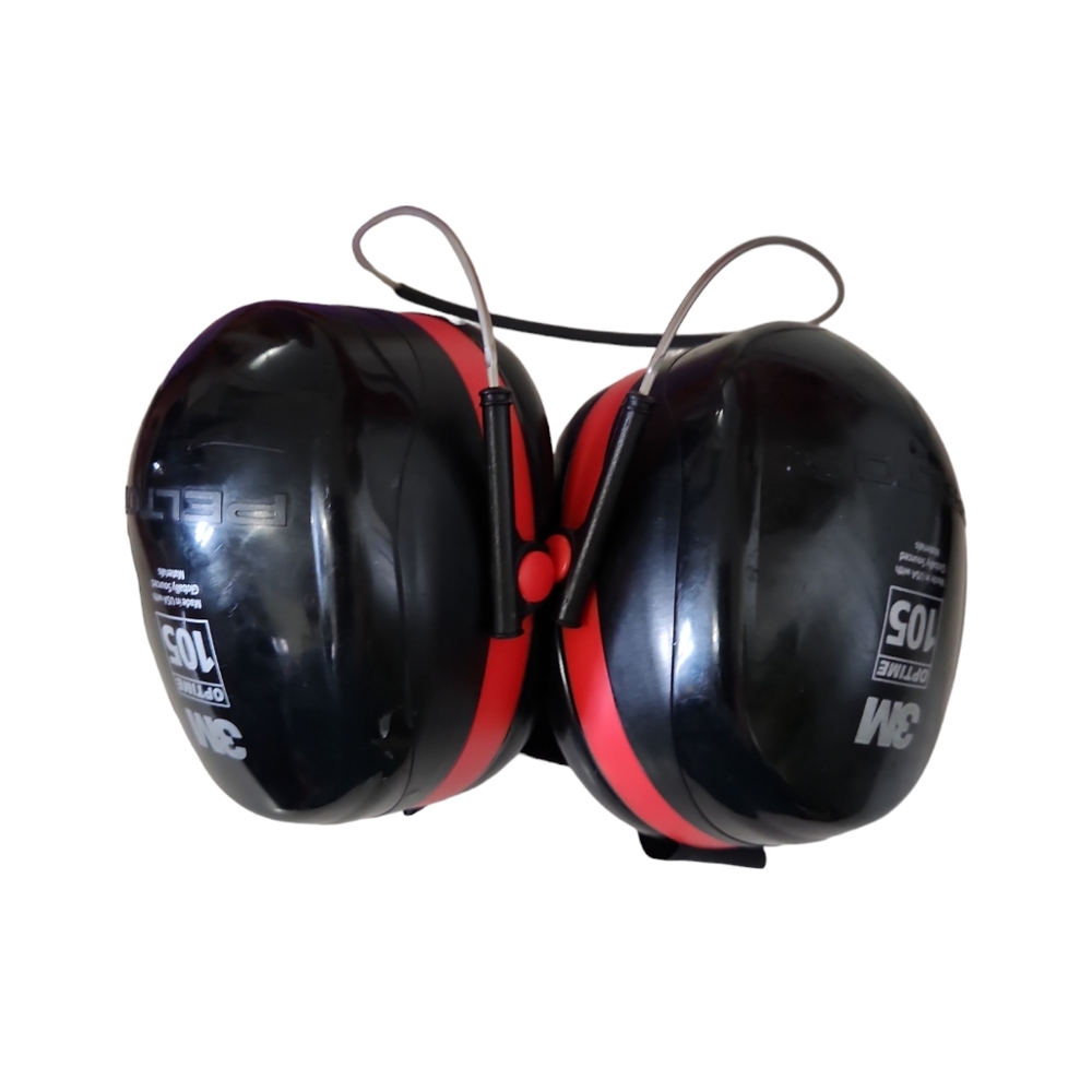 PELTOR 3M/105 noise cancellation
